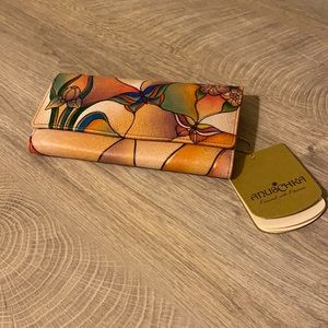 NEW Anuschka leather wallet